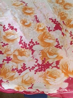 100% Silk Scarf, Pinks, 30 Inches Square, Vintage, EUC!